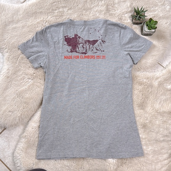 Rab Shirt Tee Top Short Sleeve Women’s Organic Cotton Gray Mountains - Picture 1 of 10